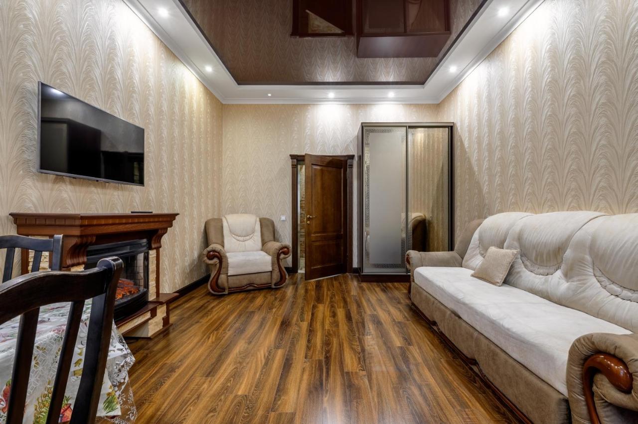 Noviy Svit 4 Apartments Lviv Kültér fotó
